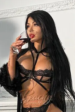 Gina, High Street Kensington, Colombian Escort